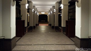 Walau tidak memiliki pengaturan manual yang spesial, foto di kondisi low light masih cukup bagus. (Foto: detikINET/Muhamad Imron Rosyadi)
