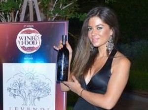 Mengaku Diperkosa Ronaldo, Siapa Kathryn Mayorga?