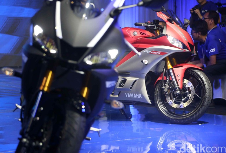 Yamaha R25 Foto: Pradita Utama Yamaha R25 Foto: Pradita Utama