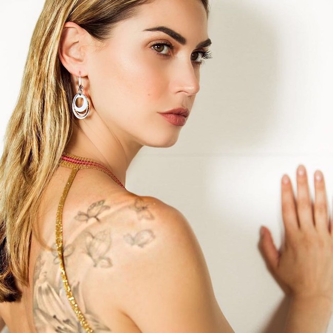 Beberapa waktu lalu Melissa juga membuat pernyataan yang menghebohkan terkait Cristiano Ronaldo. Dia meledek Ronaldo yang pada awal perpindahannya ke Juventus belum berhasil membuahkan gol. “Siapa Cristiano? Saya hanya memperhatikan Boateng,” ujar istri Boateng yang kini juga bermain di Seri-A Liga Italia, Sassuolo. Foto: Instagram