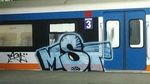Parah! Ini Penampakan Kereta Bandara Soetta Penuh Coretan