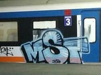 Setelah MRT, Giliran Kereta Bandara Dicoret-coret Tangan Jahil