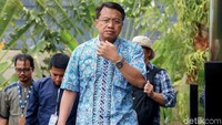 KPK memanggil Direktur Utama PT Pembangkitan Jawa Bali (PJB) Iwan Agung Firstantara terkait kasus dugaan suap PLTU Riau-1, Jakarta, Jumat (12/10/2018).