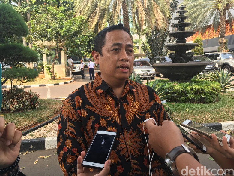 Pihak SMA 87 Klarifikasi Kasus Tuduhan Guru Nelty ke Bawaslu DKI Pihak SMA 87 Klarifikasi Kasus Tuduhan Guru Nelty ke Bawaslu DKI