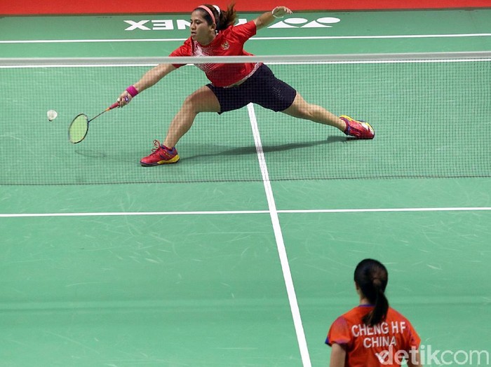 Para atlet Indonesia Oktila Leani Ratri meraih medali perak. Medali itu diraih Oktila dari cabang olahraga Bulu Tangkis Putri SL 4.