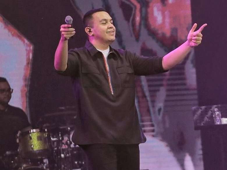 Bernyanyi Bersama Tulus di Spotify On Stage 2018 Bernyanyi Bersama Tulus di Spotify On Stage 2018