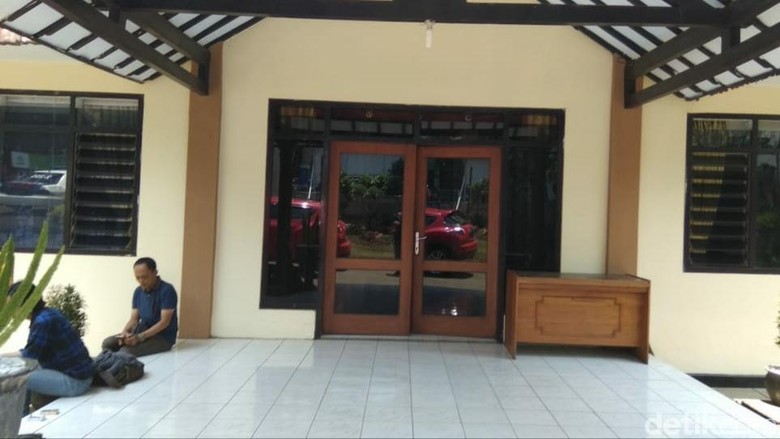 KPK Periksa 9 Pegawai Pemkab Malang Soal Gratifikasi Bupati Rendra KPK Periksa 9 Pegawai Pemkab Malang Soal Gratifikasi Bupati Rendra