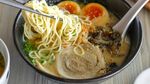 Slurp! 20 Tempat Ini Punya Ramen Mulur Berkuah Kental yang Gurih Sedap
