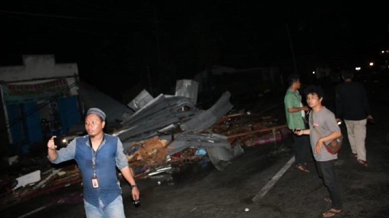 Aksi 5 Jurnalis Selamatkan Korban Gempa Palu Diganjar Penghargaan Aksi 5 Jurnalis Selamatkan Korban Gempa Palu Diganjar Penghargaan