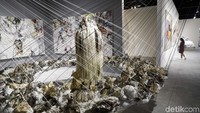 Dikuratori oleh Rifky Effendy dan Ignatia Nilu, pameran berlangsung selama sebulan penuh sampai 9 November 2018 di kawasan Bali Collection, Nusa Dua, Bali.