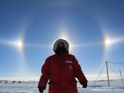 Kumpulan Potret Sun Dog, Saat Matahari Terlihat Lebih dari Satu