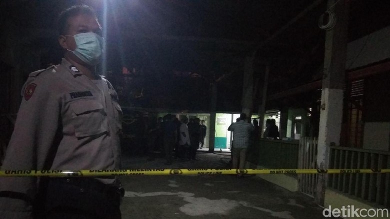 Sesosok Mayat Ditemukan dalam Kos-kosan di Banda Aceh Sesosok Mayat Ditemukan dalam Kos-kosan di Banda Aceh