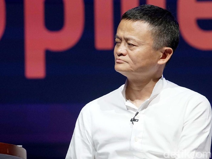 Pengusaha sekaligus pendiri Alibaba Group Jack Ma hadir dalam rangkaian pertemuan tahunan IMF-WB di Bali. Kehadirannya pun memukau para penonton yang hadir.