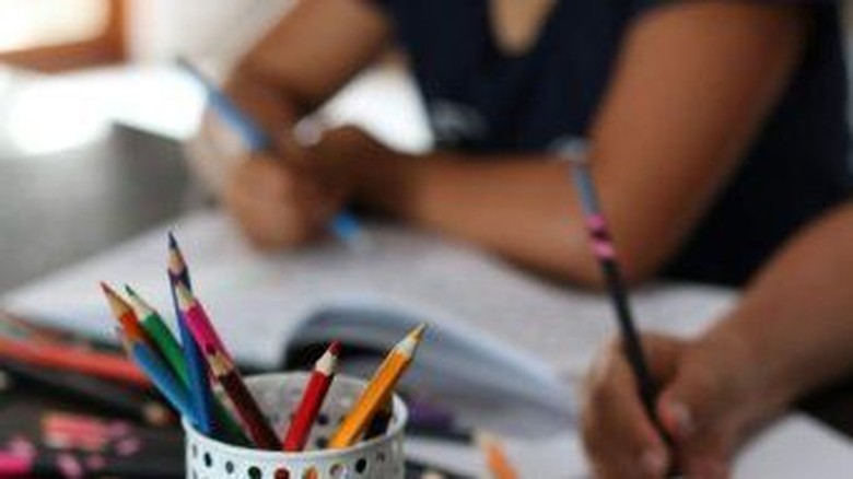 Atasi Siswa Membolos Otoritas NT Tugaskan Polisi Berjaga di Sekolah Atasi Siswa Membolos Otoritas NT Tugaskan Polisi Berjaga di Sekolah