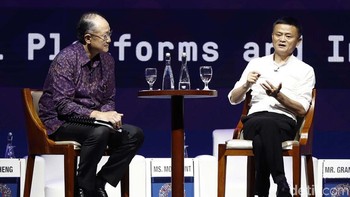 Saat tahun lalu menghadiri ajang IMF di Bali. Aku takkan pernah meninggalkan perusahaan jika waktunya tidak bagus. Jika perusahaan ini ingin terus ada, jika kita serius soal visi, kita harus melakukan transisi perusahaan pada generasi selanjutnya dan aku harus melakukannya saat muda, tandas Ma mengenai alasannya pensiun. Foto: Rachman Haryanto