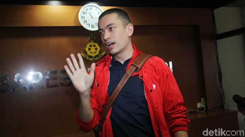 Rian Ernest Siap Ikuti Proses Hukum Terkait Politik Uang Wagub DKI Rian Ernest Siap Ikuti Proses Hukum Terkait Politik Uang Wagub DKI