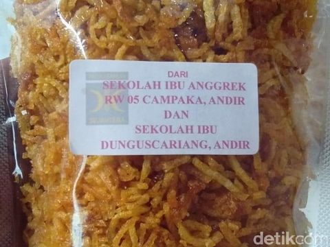 Krenyes Renyah Kentang Mustopa Khas Sunda untuk Korban Gempa Sulteng