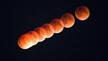 Fenomena gerhana bulan yang diabadikan lewat kamera. (Foto: Brightside)