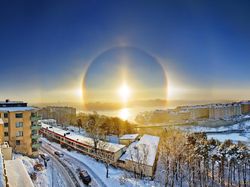 Kumpulan Potret Sun Dog, Saat Matahari Terlihat Lebih dari Satu