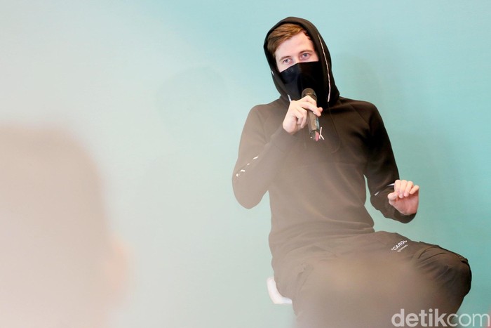 Alan Walker Alan Walker saat ditemui di kawasan Kemayoran.