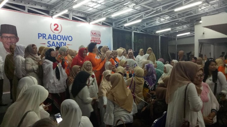Deklarasi Dukung Prabowo-Sandi, Perempuan Prabowo Minta Ini Deklarasi Dukung Prabowo-Sandi, Perempuan Prabowo Minta Ini