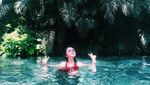 Foto: Kembaran Selena Gomez yang Suka Main ke Pantai