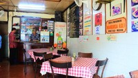 5 Kuliner Legendaris di Gondangdia yang Bikin Makan Siang Makin Mantap