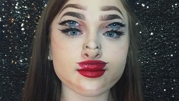 Sebuah teknik makeup 3D yang terlihat nyata. (Foto: Brightside)