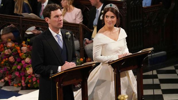 Pernikahan Putri Eugenie, Royal Wedding Penuh Kontroversi