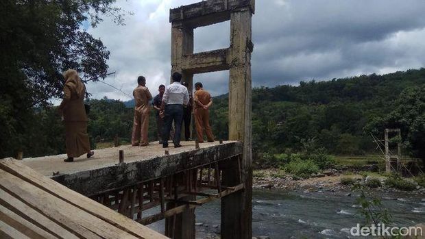 Jembatan Maros Mangkrak, Akhirnya Tersingkap Penyebabnya 