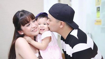 7 Quality Time Glenn Alinskie dan Chelsea Olivia Bareng Anak