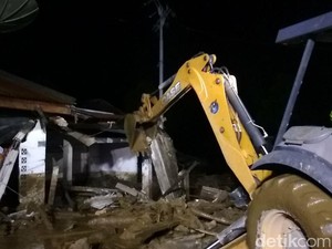 Sejumlah Daerah di Sumbar Banjir dan Longsor, Ini Titik-titiknya