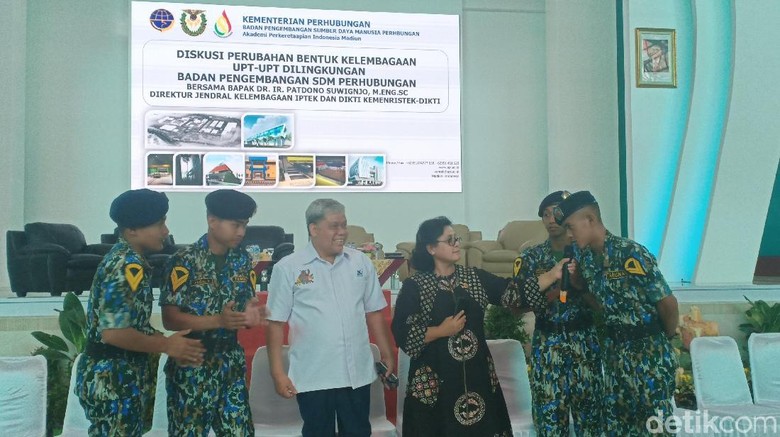 Kemenhub akan Ubah Akademi KA Madiun Jadi Poltek, Ini Alasannya Kemenhub akan Ubah Akademi KA Madiun Jadi Poltek, Ini Alasannya