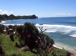 Pesona Pantai-pantai Wonogiri yang Cantik