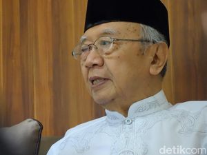 Gus Solah Bicara Soal Kehebohan Seputar Pemeriksaan Amien Rais
