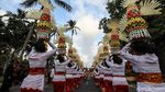 Foto: Senyum Gadis Bali & Parade Budaya di Acara IMF-World Bank