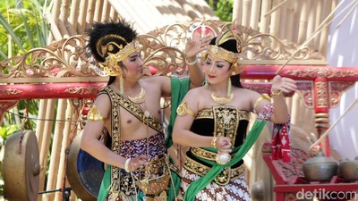 Pesona Budaya Nusantara di Paviliun Indonesia