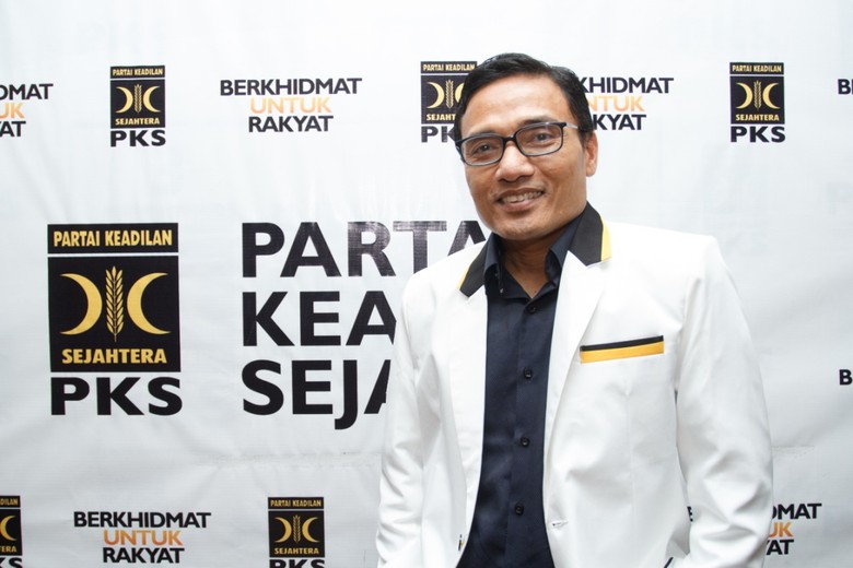 PKS Imbau Kader di DKI Tak Matikan Mesin Karena Kursi Wagub DKI PKS Imbau Kader di DKI Tak Matikan Mesin Karena Kursi Wagub DKI