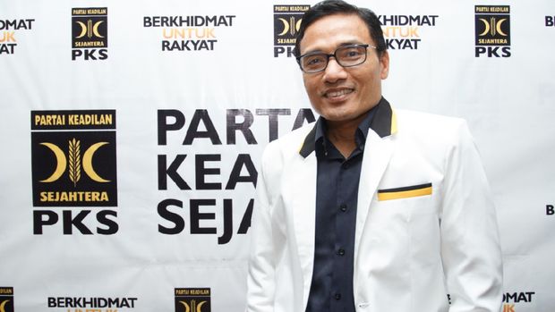 Direktur Pencapresan PKS, Suhud Alynudin / 