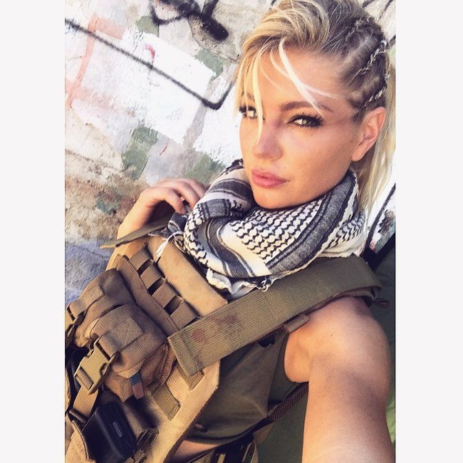 Shannon Ihrke bergabung dengan Korps Marinir Amerika Serikat 10 tahun lalu. Di tahun 2012, ia sudah tidak aktif bertugas dan fokus pada pekerjaan yang benar-benar diminatinya. Foto: Instagram @shannonihrke