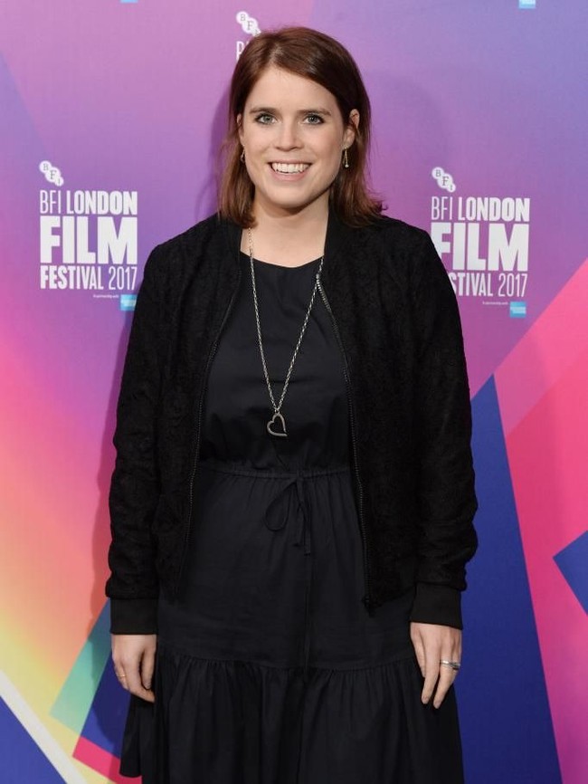 Putri Eugenie pun punya akun Instagram. Dalam hal ini dia memiliki perbedaan dari Pangeran William dan Harry beserta istri-istri mereka yang dilarang memiliki akun Instagram.  Foto: dok. Getty Images