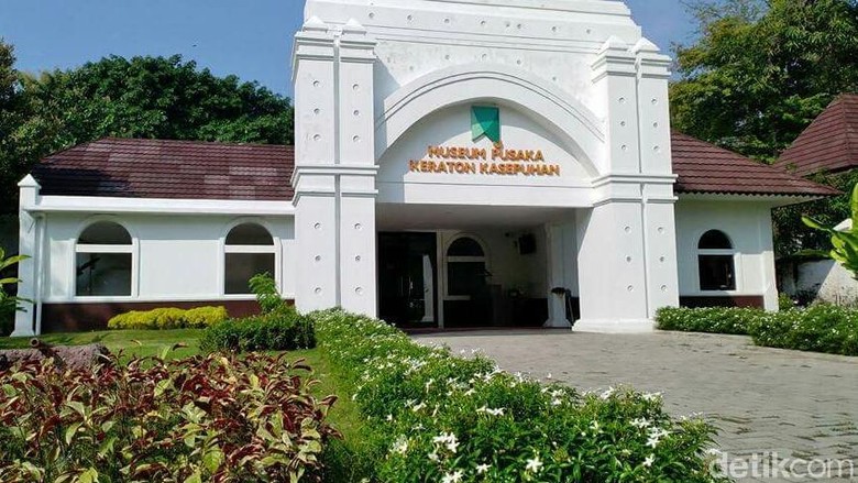 Hari Museum Nasional, Keraton Kasepuhan Beri Diskon Bagi Pelajar Hari Museum Nasional, Keraton Kasepuhan Beri Diskon Bagi Pelajar