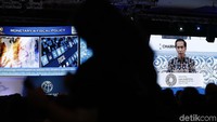 Di awal pidatonya, Jokowi menyinggung mengenai keberhasilan negara melewati krisis finansial global di 2008 silam. Jokowi juga mengucapkan selamat kepada para negara yang berhasil melewati tantangan global tersebut.