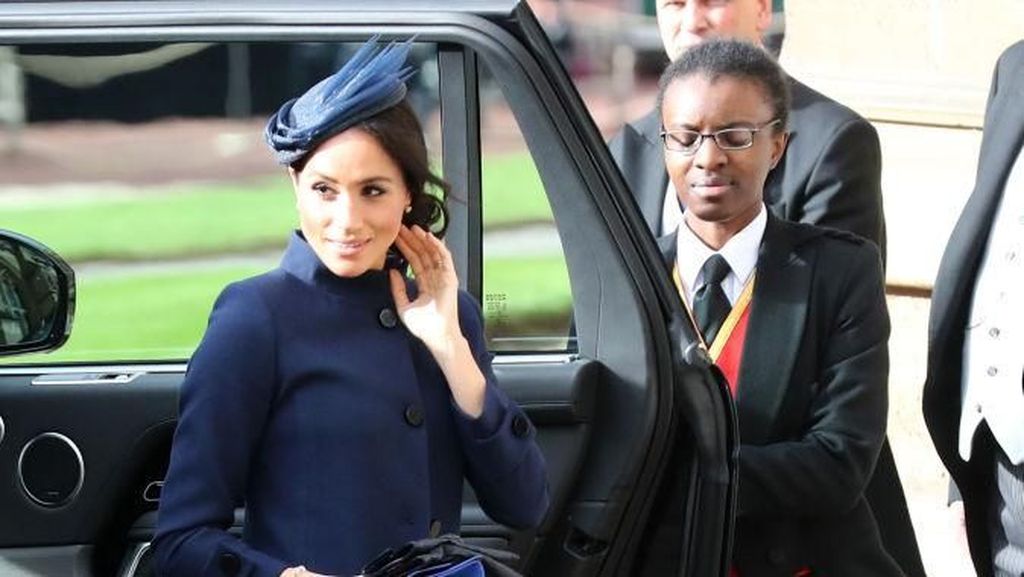 Resmi Hamil, Ini Penampilan Meghan Markle dengan Perut yang Mulai Membuncit Resmi Hamil, Ini Penampilan Meghan Markle dengan Perut yang Mulai Membuncit