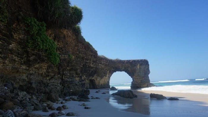 pantai mbawana