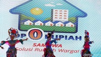 Peluncuran itu juga dimeriahkan dengan kesenian Betawi.