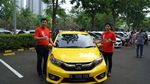 Honda Serah Terima Unit dan Umumkan Pemenang Kontes All New Honda Brio