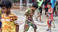 Sejumlah permainan tradisional pun dihadirkan dalam kegiatan tersebut.