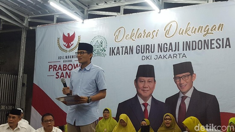 Ikatan Guru Ngaji DKI Deklarasi Dukung Prabowo-Sandiaga Ikatan Guru Ngaji DKI Deklarasi Dukung Prabowo-Sandiaga