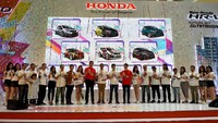 Para pemenang itu akan mendapatkan hadiah uang tunai sebesar Rp 15 juta untuk juara pertama kontes, uang tunai sebesar Rp 5 juta untuk juara sosial media, dan uang tunai Rp 2 juta untuk masing-masing 10 kontestan terbaik.